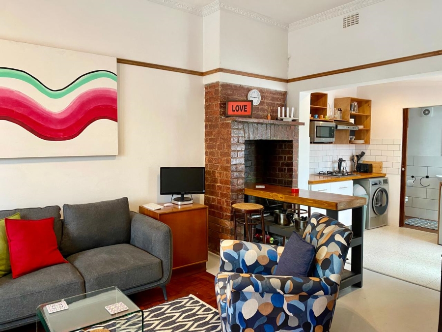 2 Bedroom Property for Sale in Vredehoek Western Cape